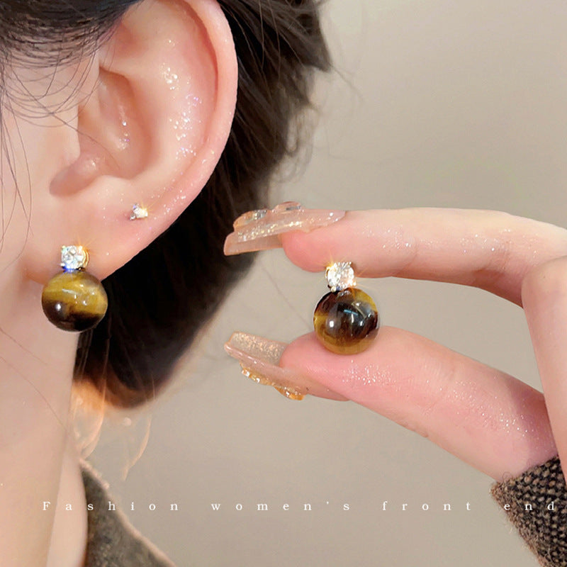Women's Vintage Pearl Light Luxury Fashion High Sense Earrings