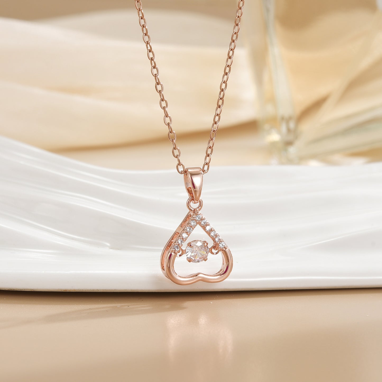 Women's Fading Smart For Simple Graceful Clover Clavicle Chain Niche Necklaces