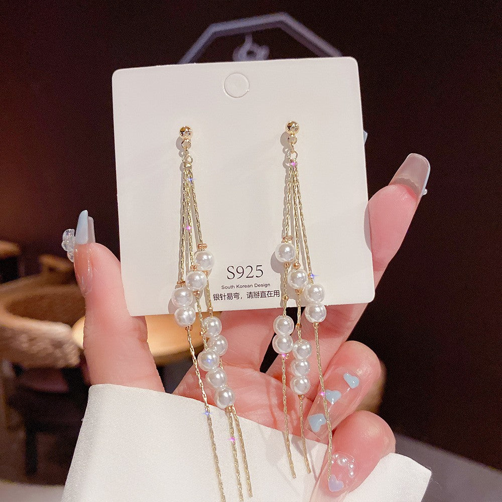 Women's Vintage Tassel Diamond High-grade Ear Minority Earrings
