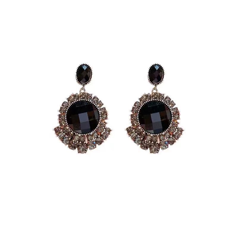 Women's Retro Black Style Fashion Elegant Graceful Earrings