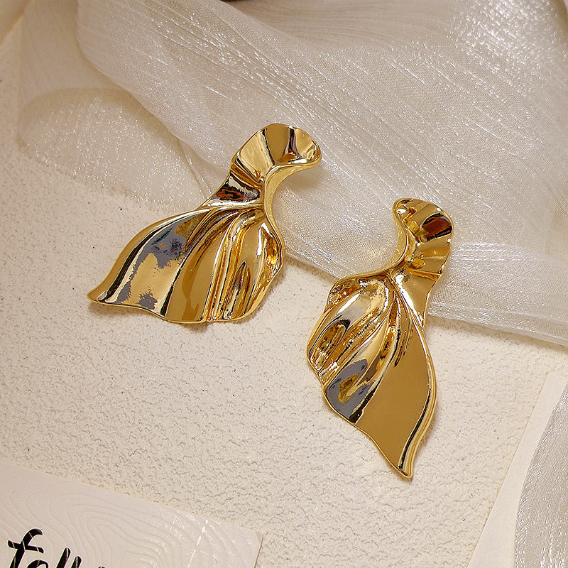 Pair Of Retro Affordable Luxury Mermaid Earrings