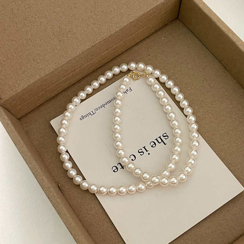 Women's Pearl Ornament Graceful High-grade Vintage Clavicle Necklaces