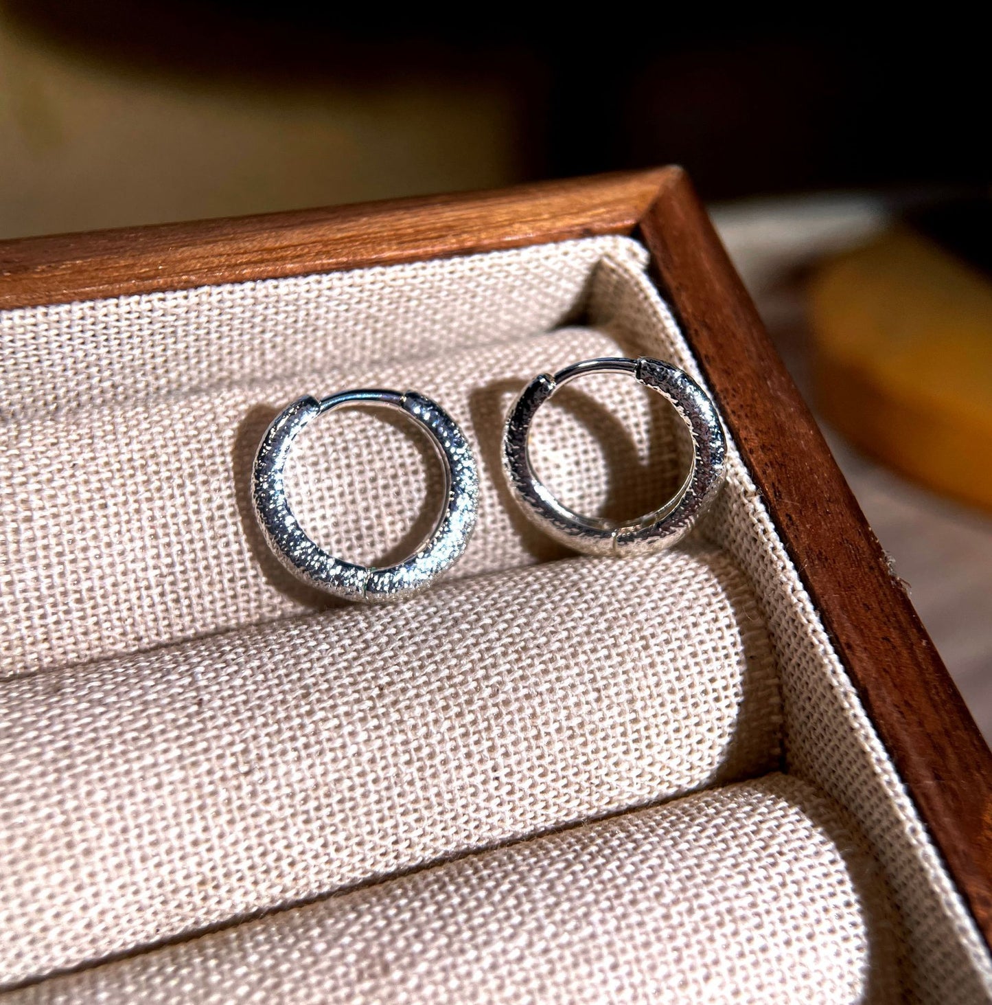 Gold Matte Texture Ear Clip Retro Exquisite Earrings