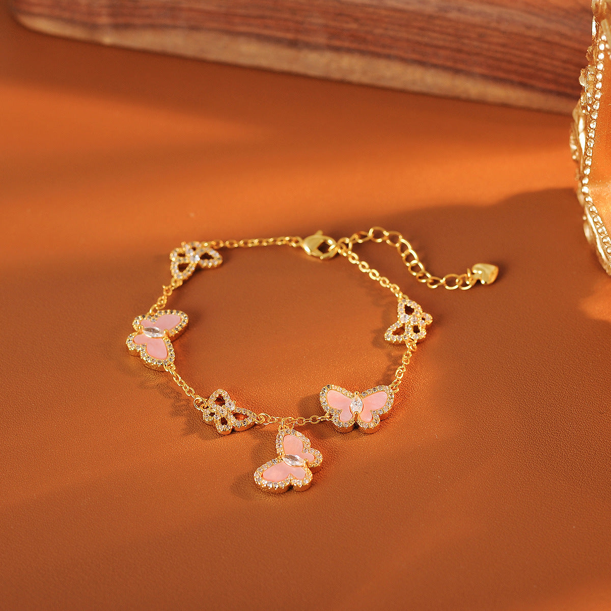 Luxury High-grade Butterfly Design Exquisite Cute Refreshing Bracelet