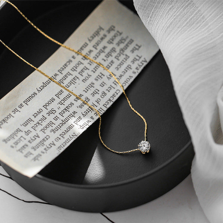 Exquisite Small Loose Diamond Titanium Steel Female Necklaces