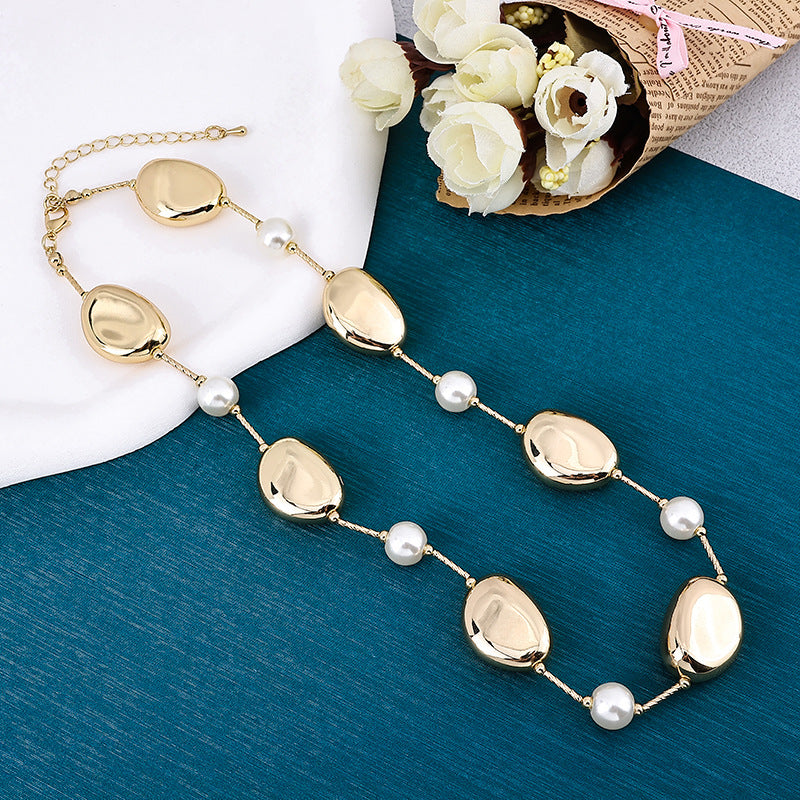 Women's Metal Irregular Shaped Stone Light Luxury Trendy Necklaces