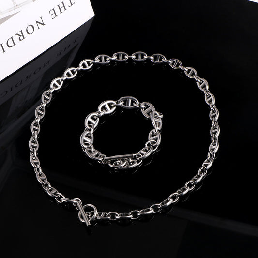 Stainless Steel Pig Nose Female Hollow Bracelets