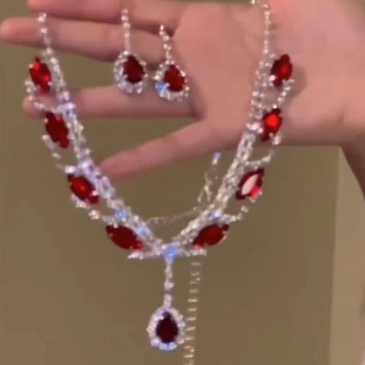 Round Zircon Ear Niche Design Clavicle Chain Graceful Jewelry Set