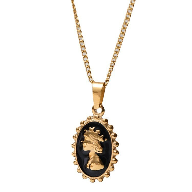 Manor French Retro Golden Portrait Small Necklaces