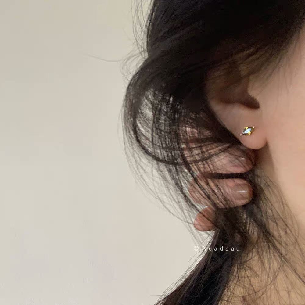 Green Horse Eye Diamond Sterling Sier Stud Earrings