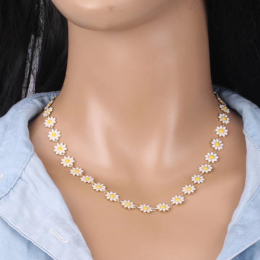 Oil Little Daisy Flower Clavicle Chain Necklaces