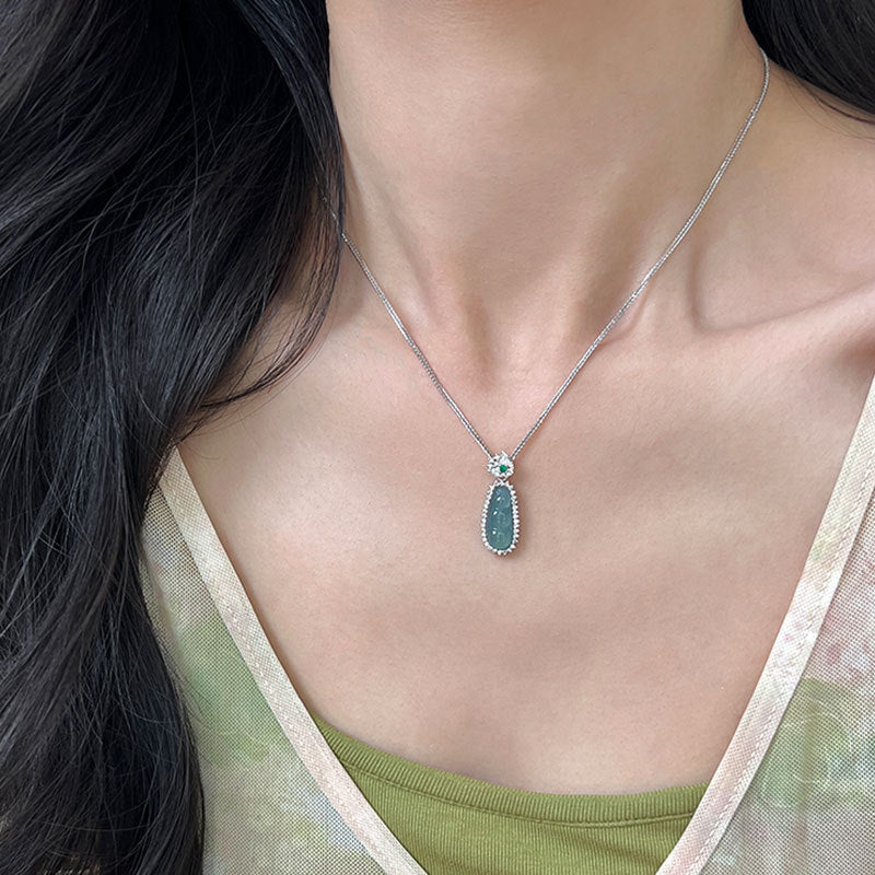 Chalcedony Peace Bean Female Minimalist Design Necklaces