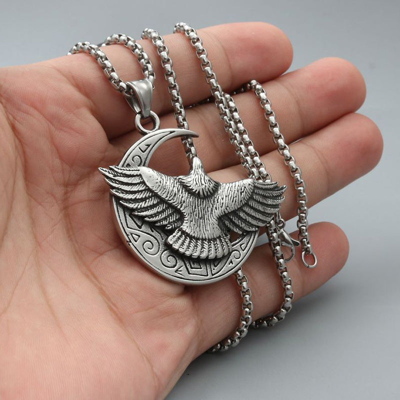 Men's Minority Design High-grade Titanium Steel Ornament Eagle Live Necklaces