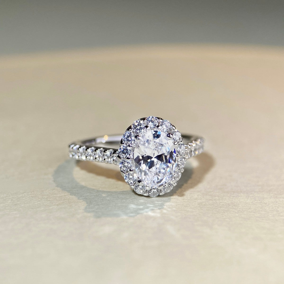 Big Diamond Female Color Moissanite Gift Rings