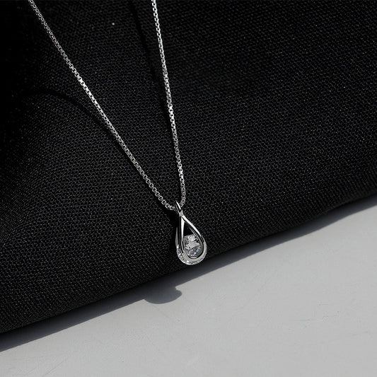 Steel Design Summer Light Luxury High Sense Necklaces