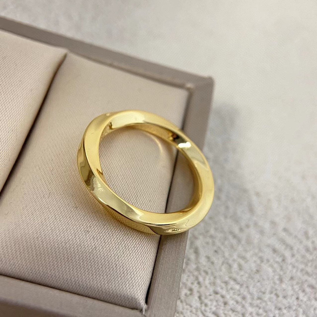 Sier High Version Glossy Diamond Couple Mobius Strip Spiral Light Ring