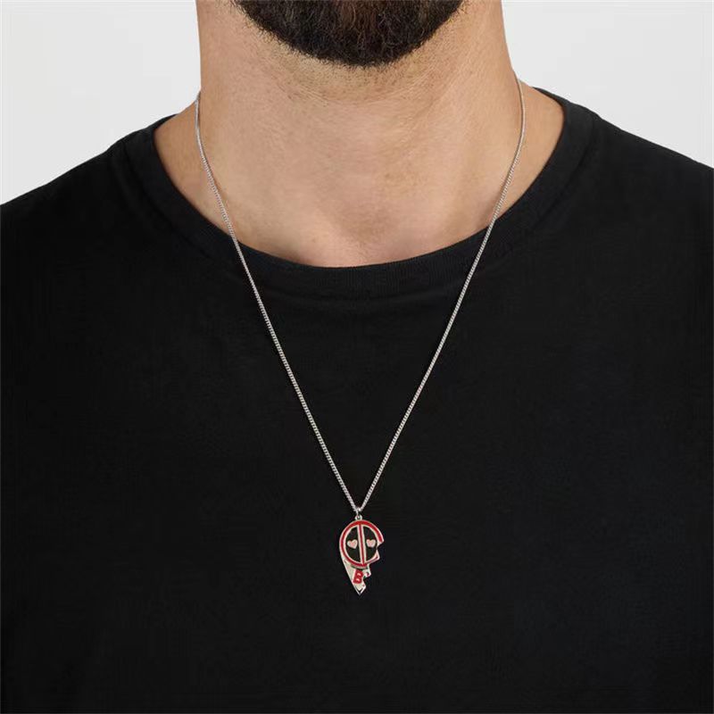 Slouchy Comfortable The Woerine Superhero Derivative Necklaces