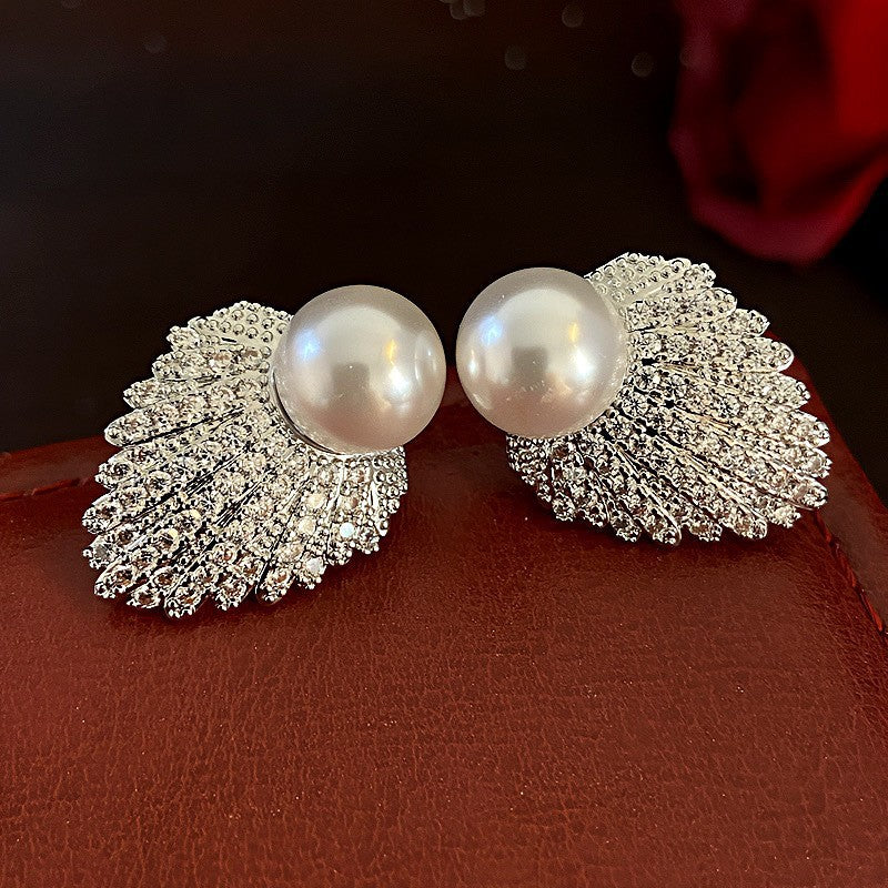 Women's Luxury Letter Tassel Front Rear Pearl Earrings