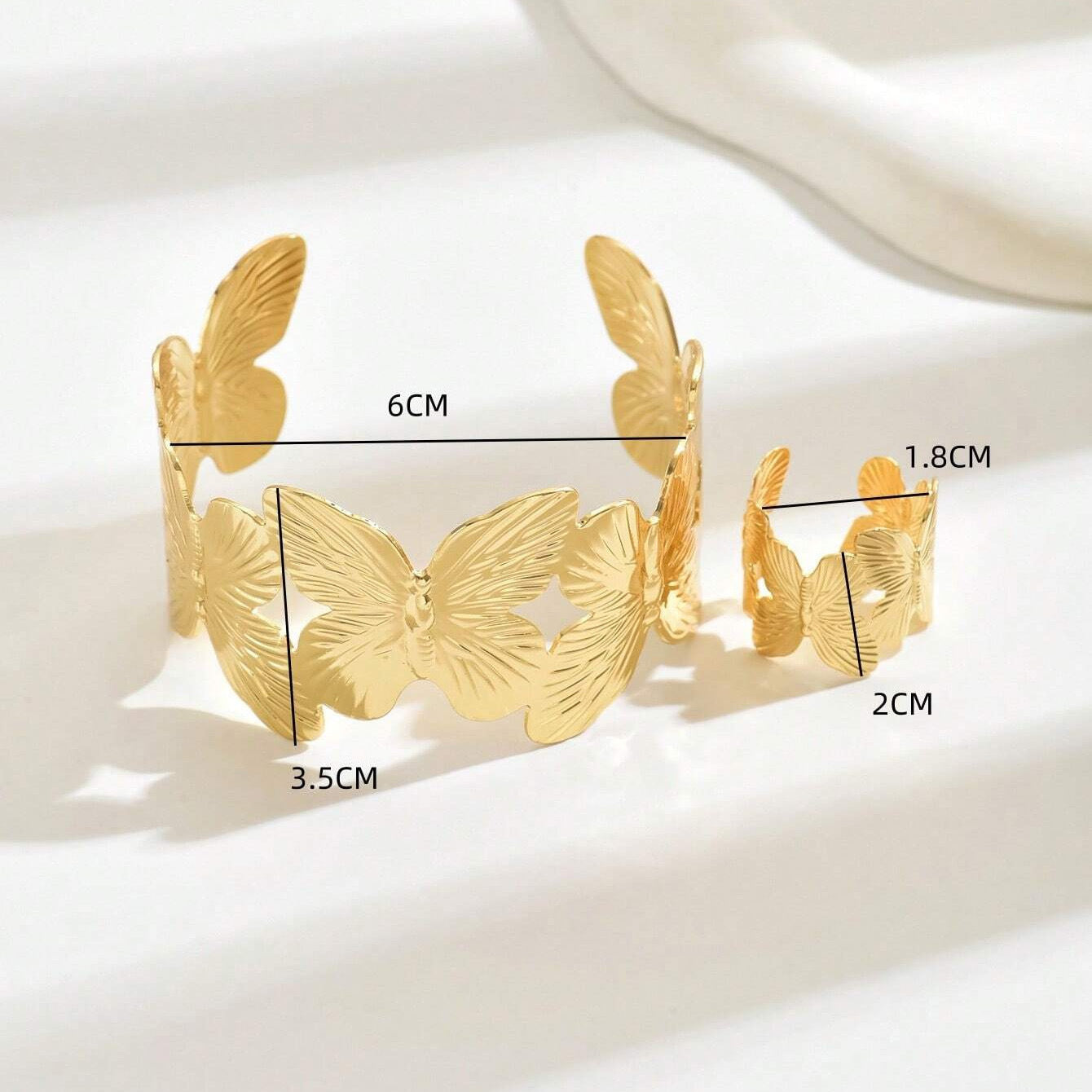 Butterfly Retro With Opening Elegant Graceful Popular Ladies Bracelet