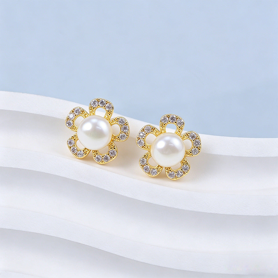 Women's Pearl Ear High-grade Square Simple Temperament Stud Earrings