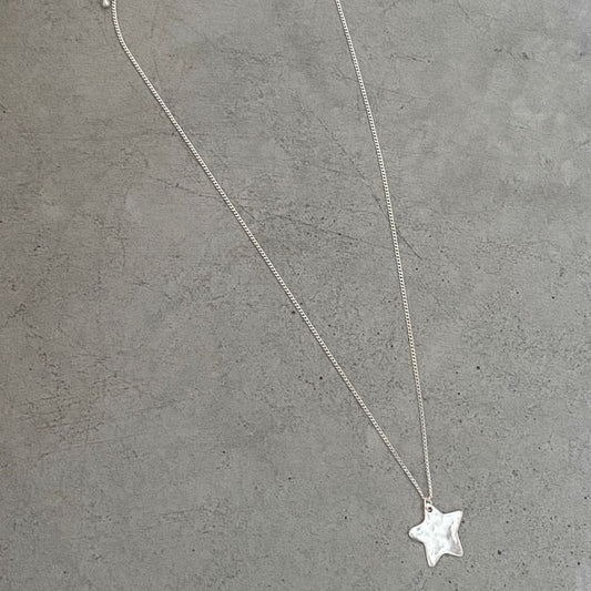 Women's Matte Niche Love Advanced Design Simple Necklaces