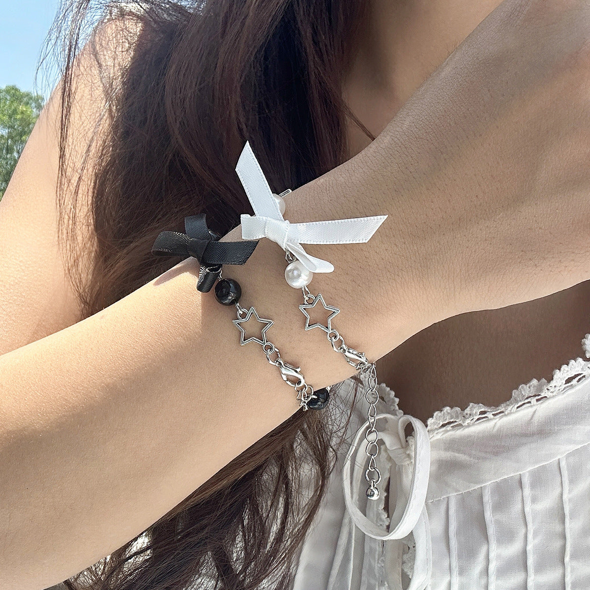 Women's Sweet Cool Bow Simple Imitation Pearl Bracelets