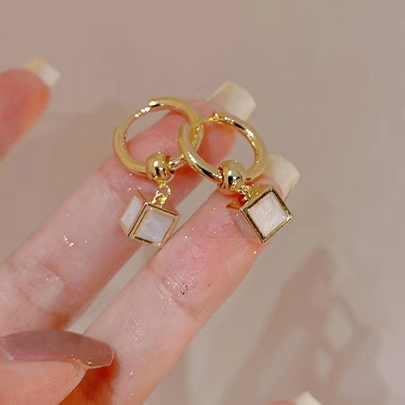 Women's Luxury High-grade Square Tassel Elegant Sweet Earrings