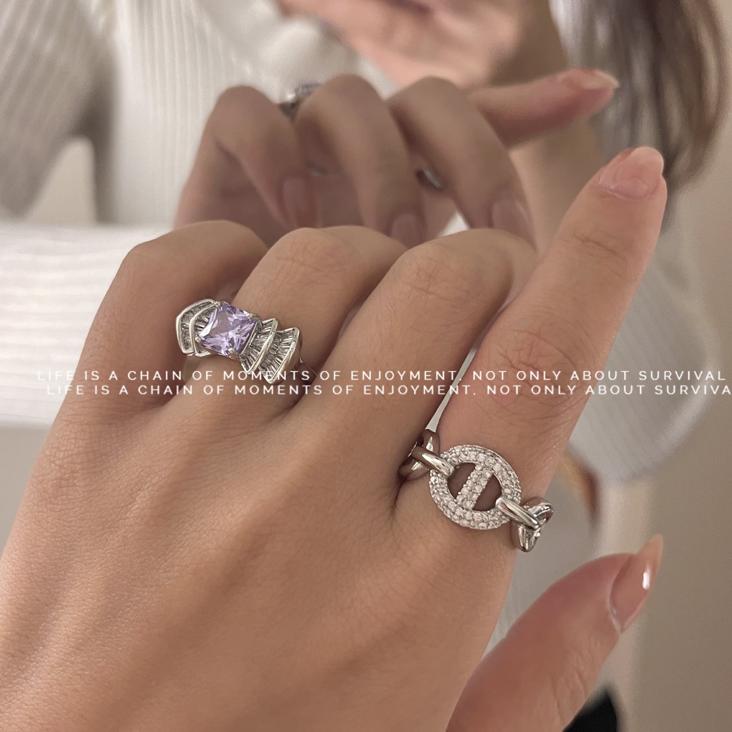 Plated Gold Inlaid Zirconium Pig Nose Wave Ring
