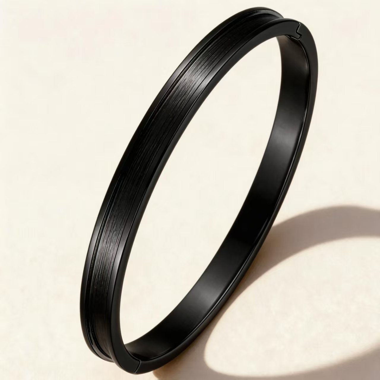 Titanium Steel For High-grade Bath Can Wear Fashionable Bracelets