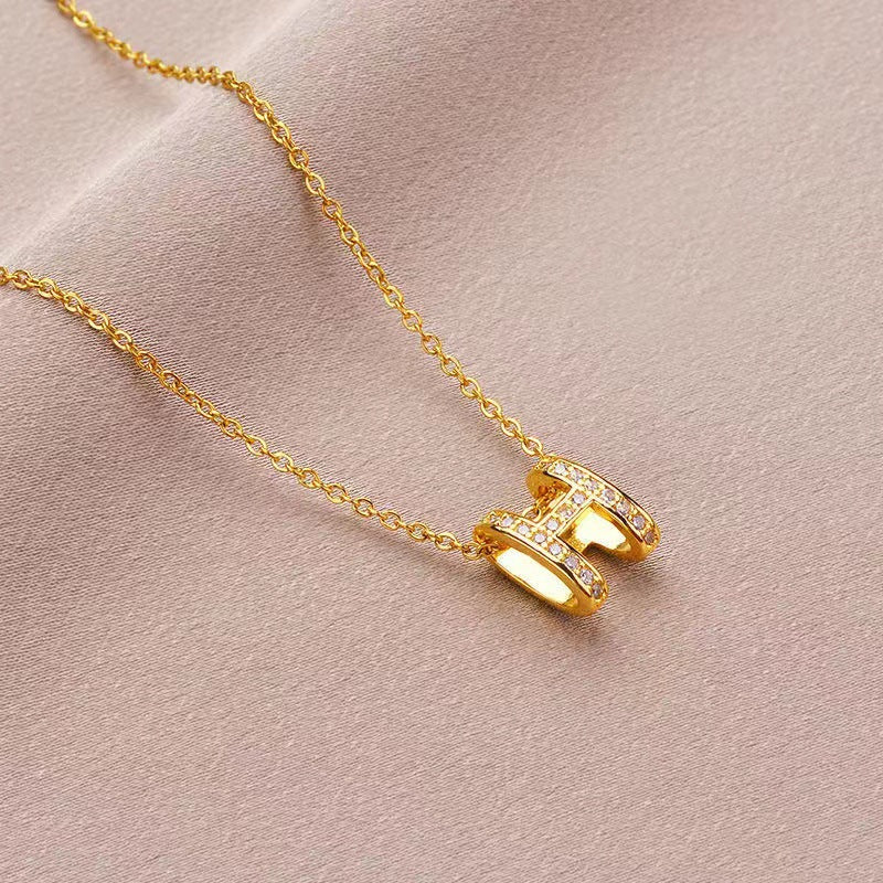 Trendy Letter Collarbone Light Luxury Minority Necklaces