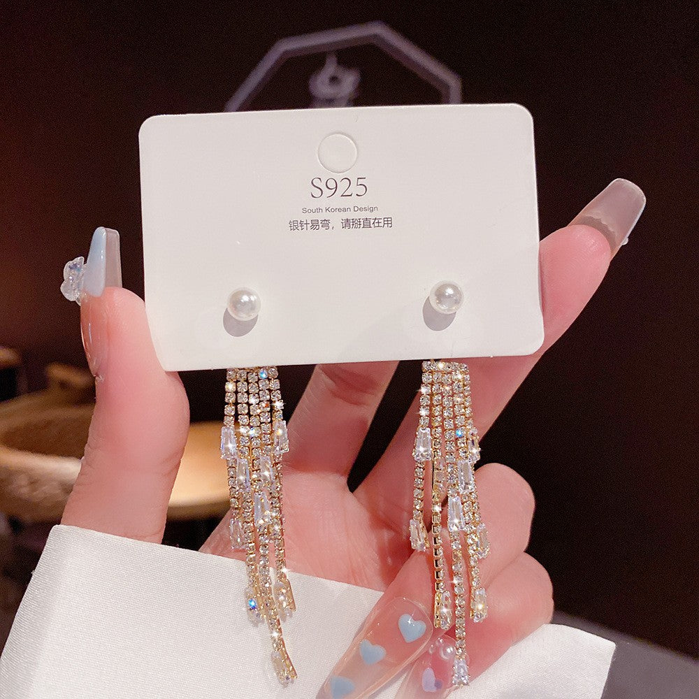 Women's Vintage Tassel Diamond High-grade Ear Minority Earrings