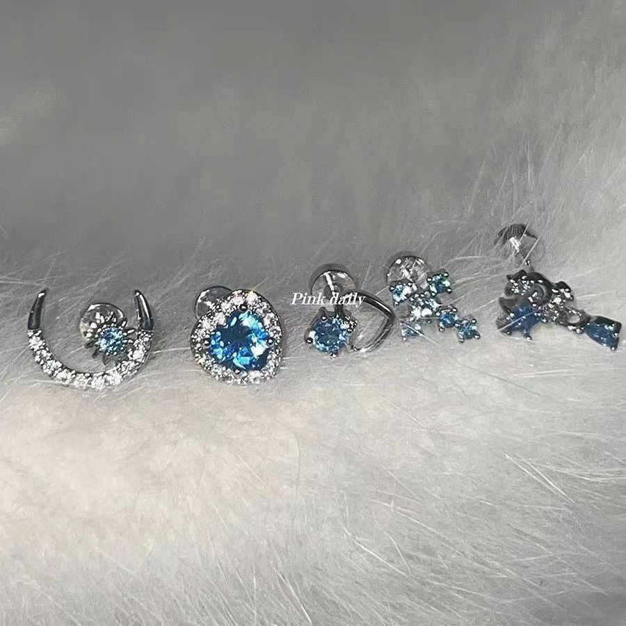 Cool Atmosphere Feel Expensive Zirconium Ear Bone Stud Earrings