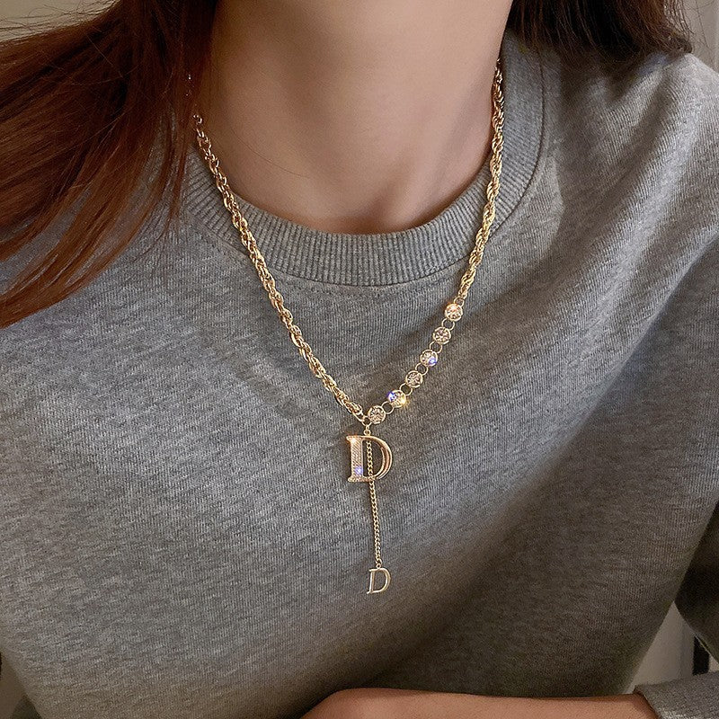 Luxury Minority Design Sense Metallic Sweater Chain Necklaces