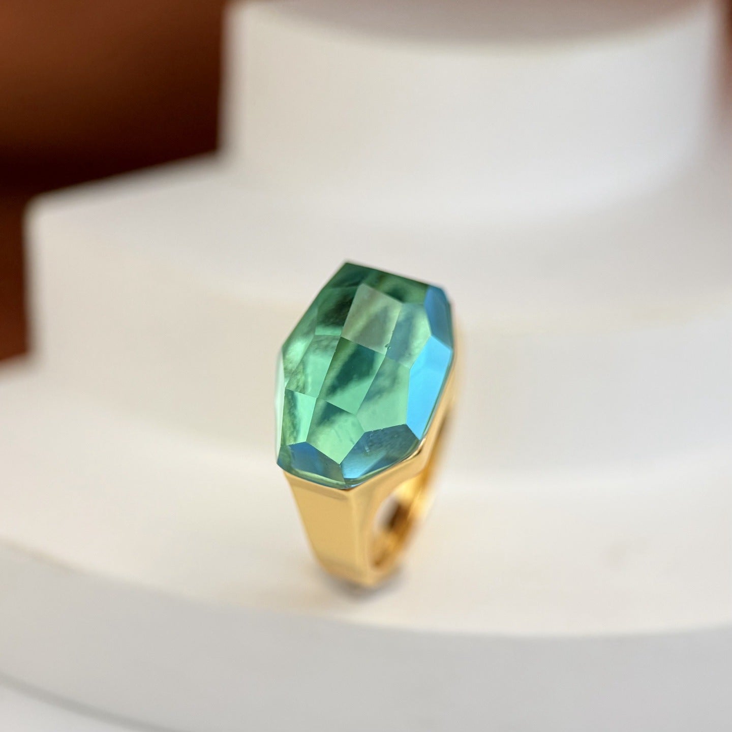 Geometric Cut Crystal Design Full Of Fire Color Craft Stable Ring