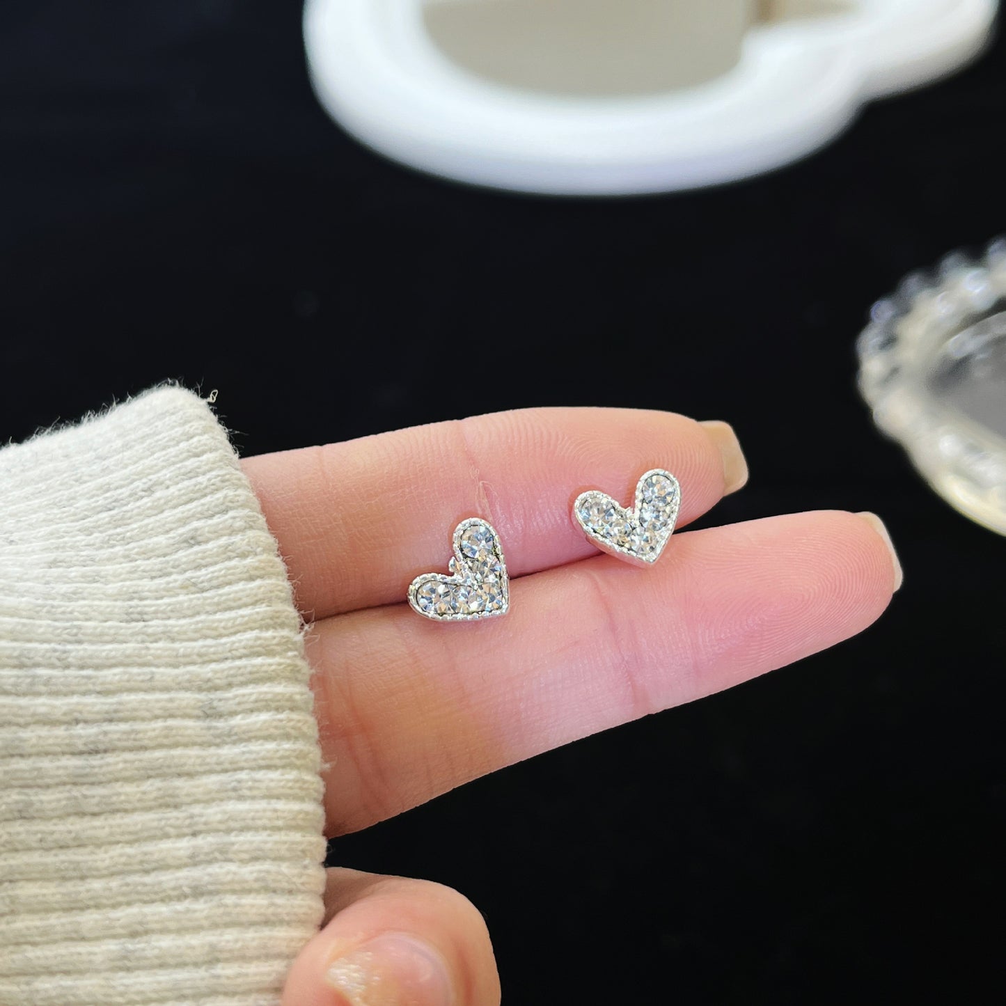 Cool Collection Female Zircon Temperament Live Earrings