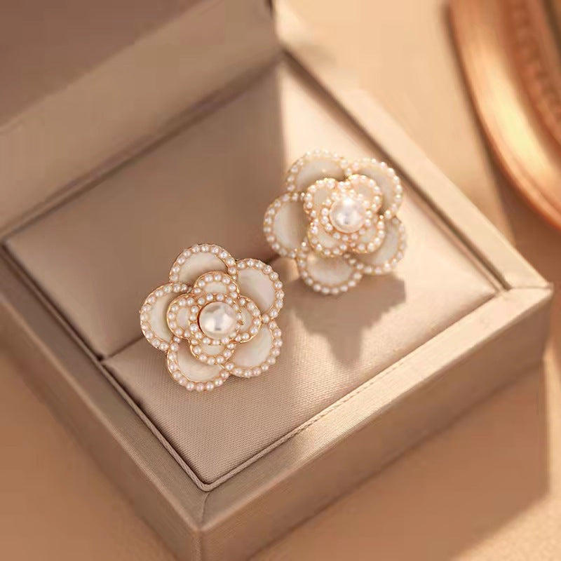 Elegant Camellia Pearl Simple Compact Sweet Cool Earrings