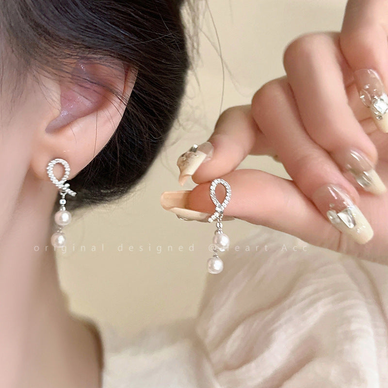 Women's Vintage Pearl Light Luxury Fashion High Sense Earrings
