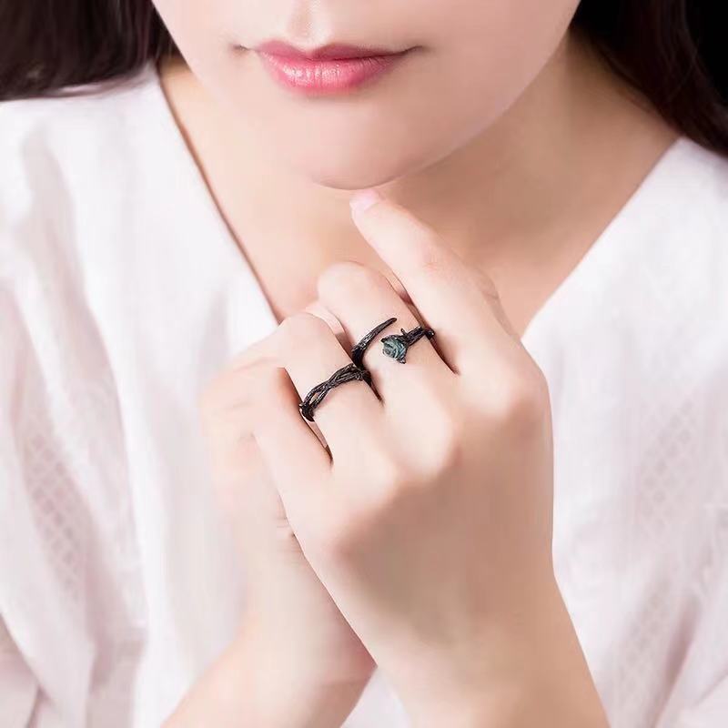 Women's & Men's Niche Design Cool Black Thorn Rose Rings