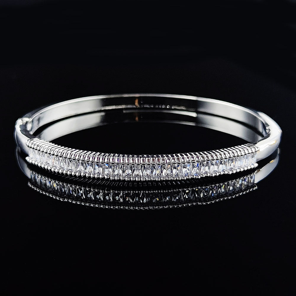 Irregular Opening Adjustable Personality Light Luxury Design Bracelet