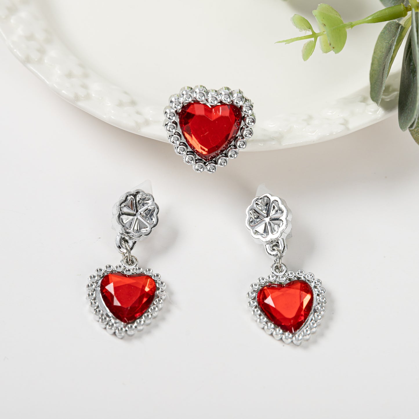 Children's Aisha Peach Heart Diamond Like It Ear Clip