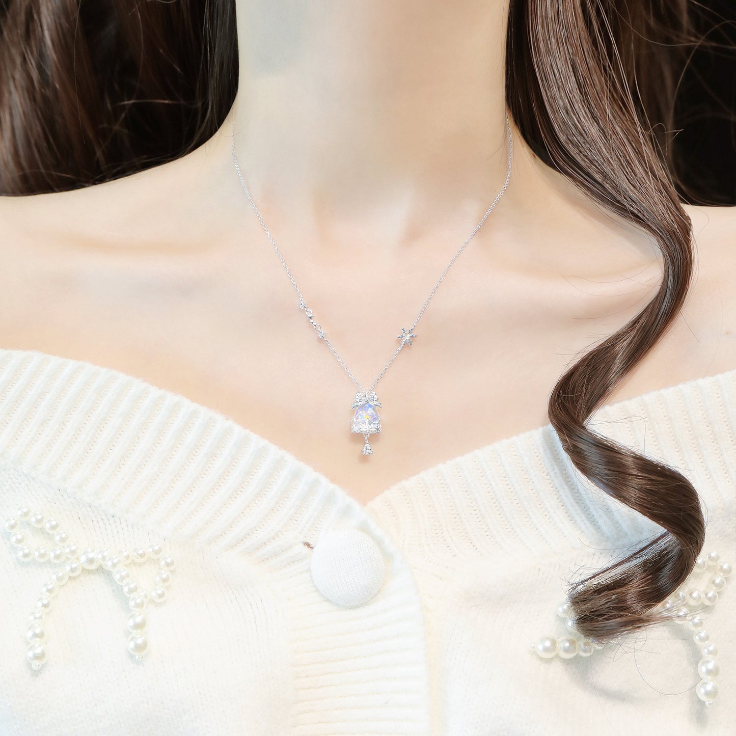 Sier Dreamy Snowflake Bow Bell Female Niche Necklaces