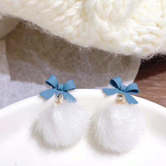 Temperament Sier Ear Bow Plush Ball Earrings