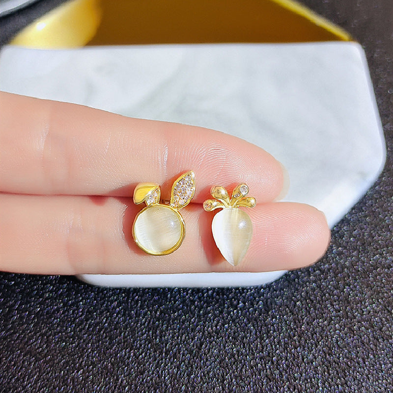 Women's Korean Pearl Simple Temperamental Ear Earrings