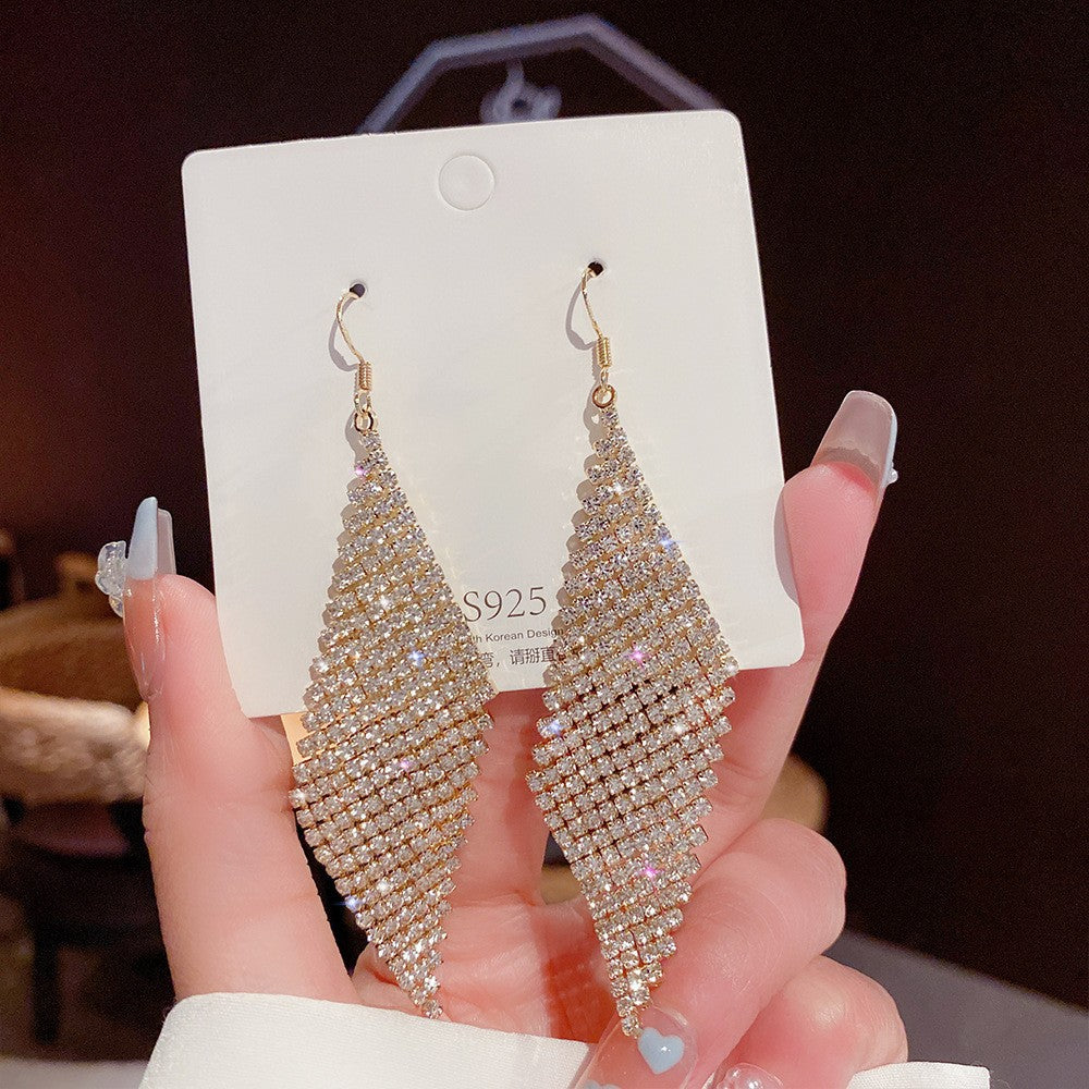 Women's Vintage Tassel Diamond High-grade Ear Minority Earrings
