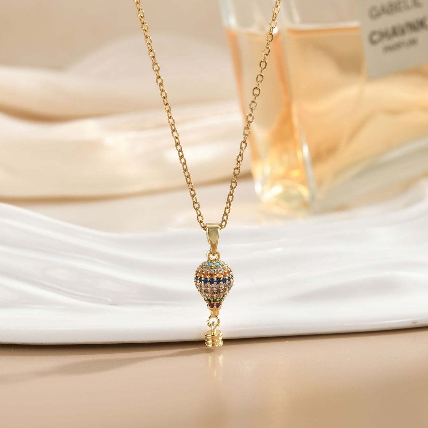 South America Turkey Three-dimensional Hot Air Balloon Female Affordable Luxury Pendants