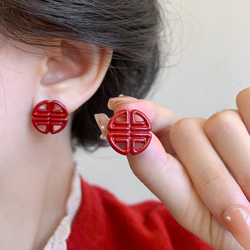 Network Ear High-grade Red Retro Style White Earrings