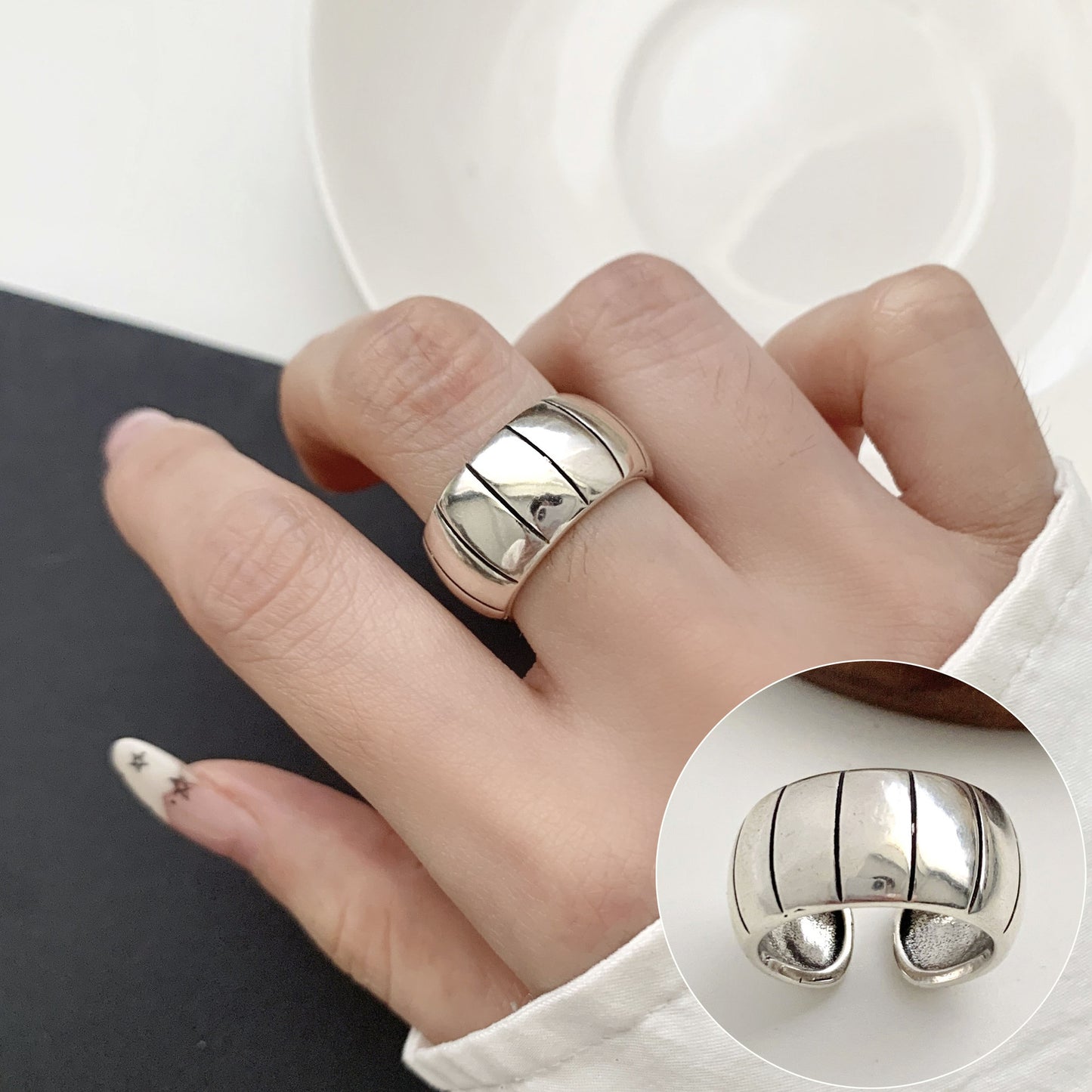 Women's Black Geometric Fashionable Elegant Roman Digital Rings