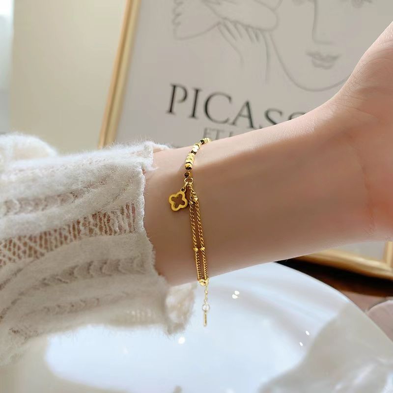 Sier Square Sugar Clover Female Light Luxury Minority Exquisite Bracelets