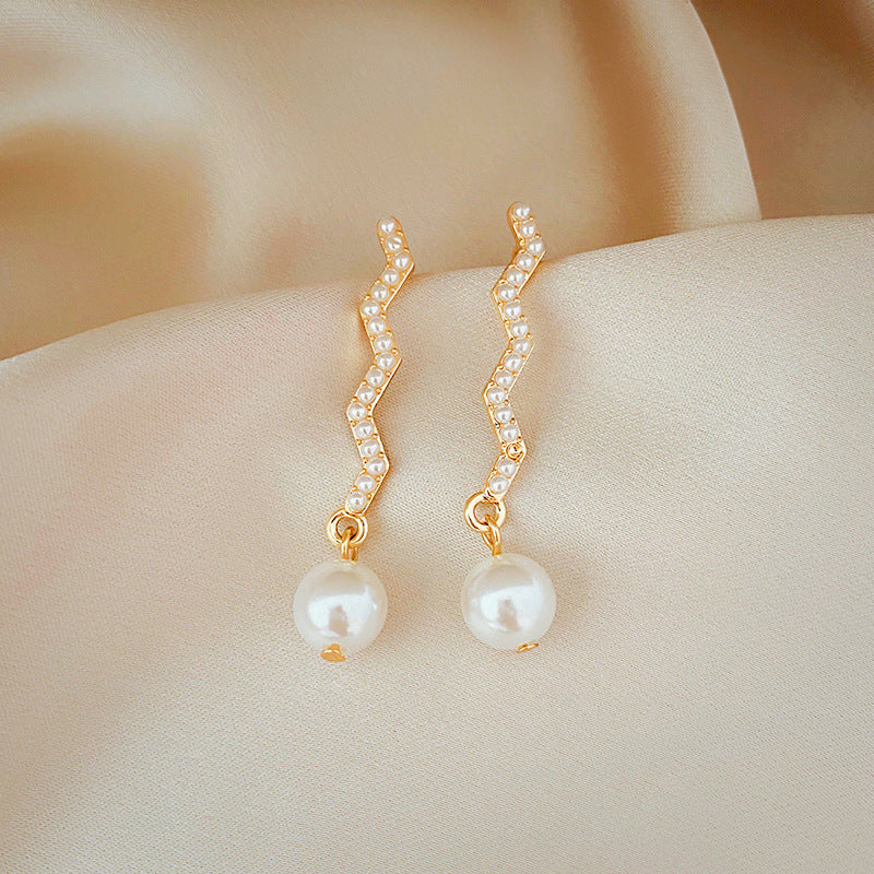 Light Luxury Sier Pin Pearl Niche Earrings