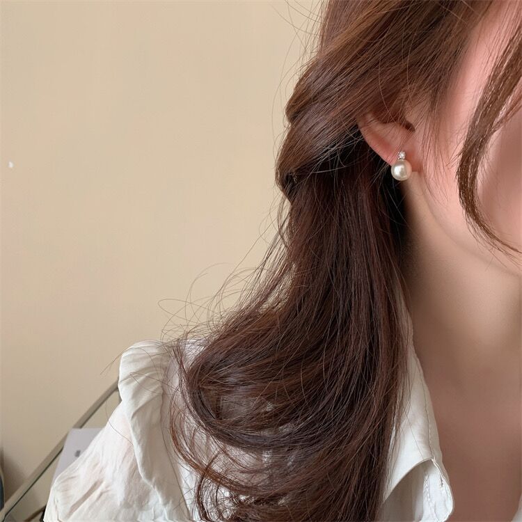 Women's French Style Vintage Zircon Bright Pearl For Earrings